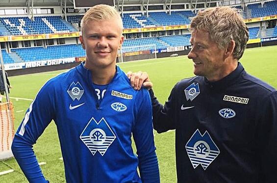 邮报：赫尔城客战斯托克城绝杀后挑衅主场球迷，引发双方冲突（邮报：赫尔城客场绝杀后挑衅斯托克城球迷，双方爆发冲突）