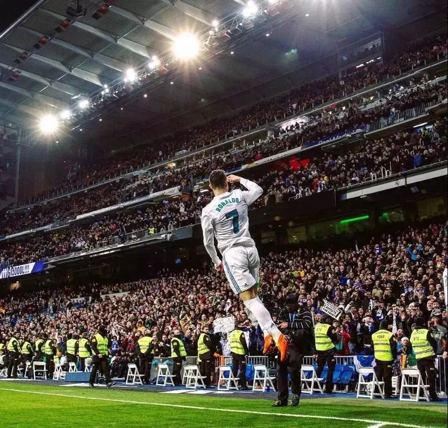 马特乌斯：诺伊尔明年不会退役，他会是拜仁26／27赛季的一门（马特乌斯：诺伊尔明年不退役，26／27赛季仍将是拜仁主力门将）