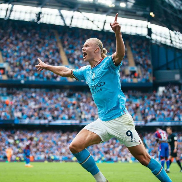 莱因克尔：巴萨对我有着特殊的意义；莱万是历史最佳中锋之一（莱因克尔：巴萨在我心中意义非凡，莱万堪称史上顶级中锋之一）