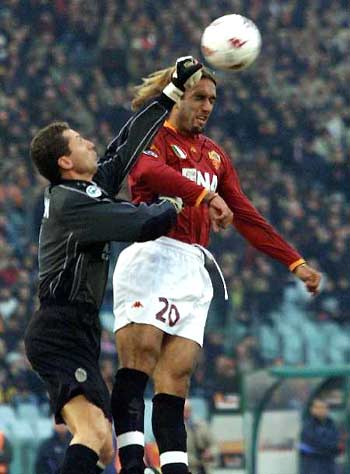 ESPN：皇马正在探索美国以外的地方作为明夏季前赛目的地（ESPN：皇马正考虑将明夏季前赛安排在美国之外的地区）