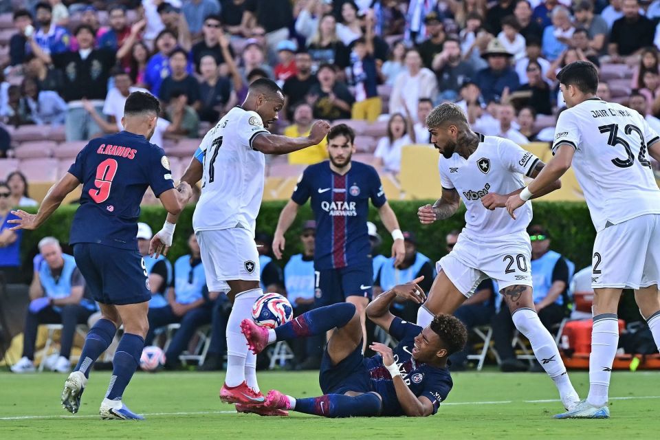 斯基拉：37岁的前葡萄牙国门帕特里西奥正在考虑退役（斯基拉：37岁前葡萄牙门将帕特里西奥正权衡是否挂靴）