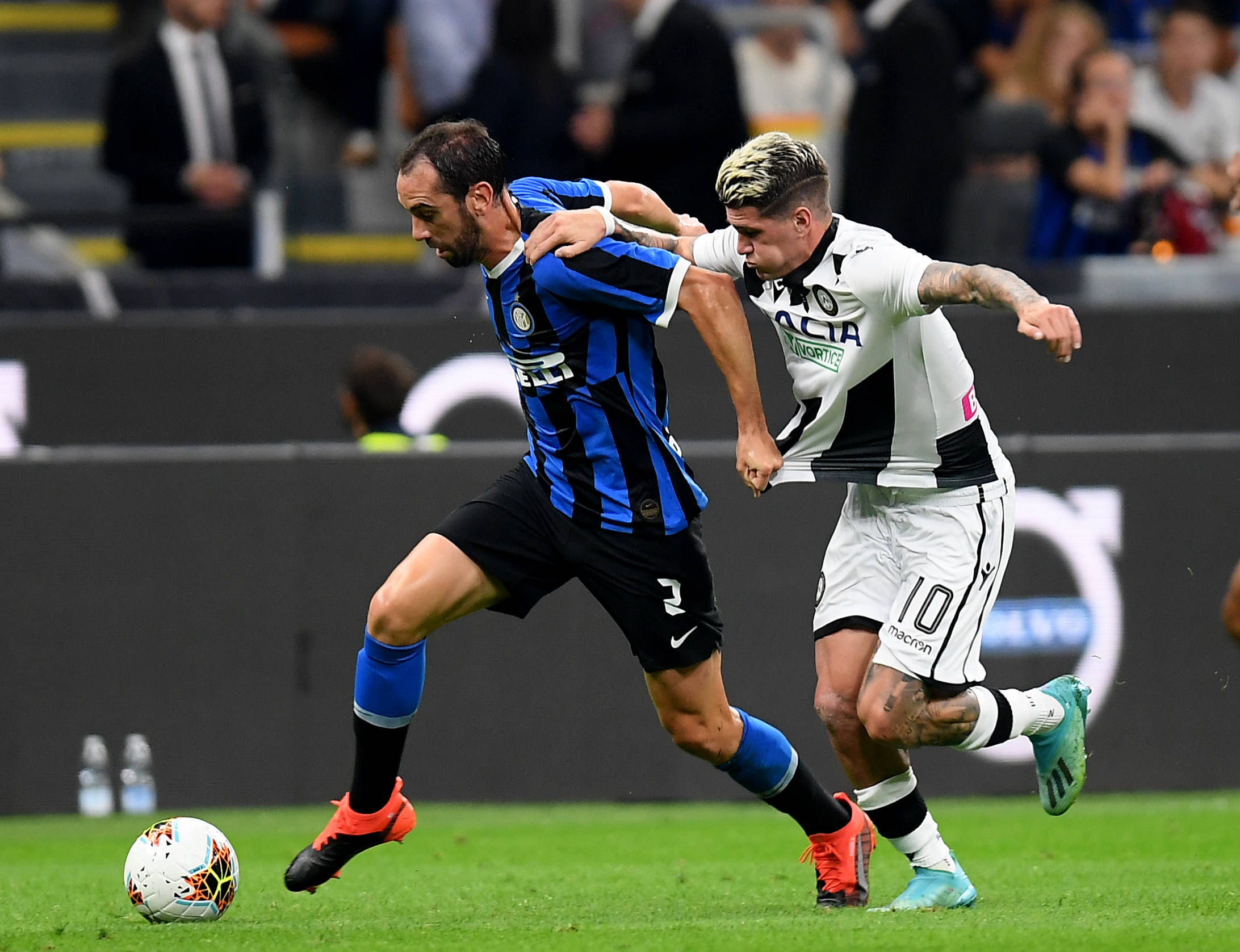 快船惜败森林狼，哈登独砍34分撑场，伦纳德下半场失常，其余球员表现低迷（快船憾负森林狼：哈登轰34分苦撑，伦纳德下半场失准，队友整体低迷）