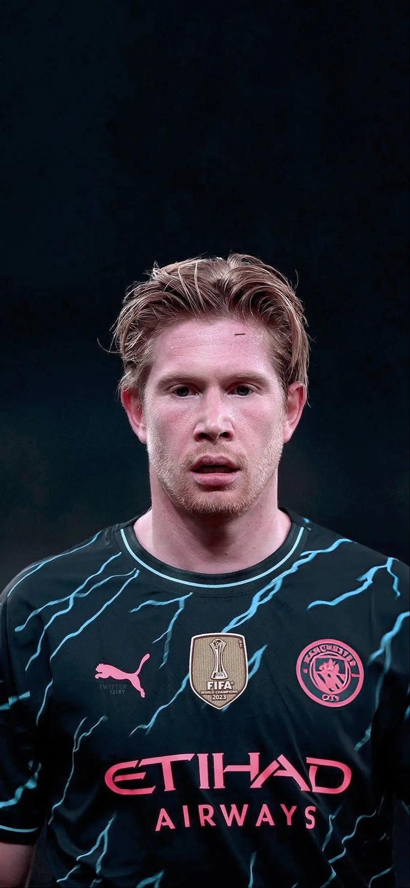 田径项目多项纪录被刷新（田径赛场多项纪录告破）