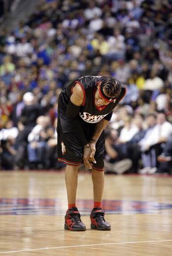 全北现代队长朴镇燮将加盟浙江队，补强后防，提升球队竞争力。（全北现代队长朴镇燮即将加盟浙江队，强化后防，提升竞争力）