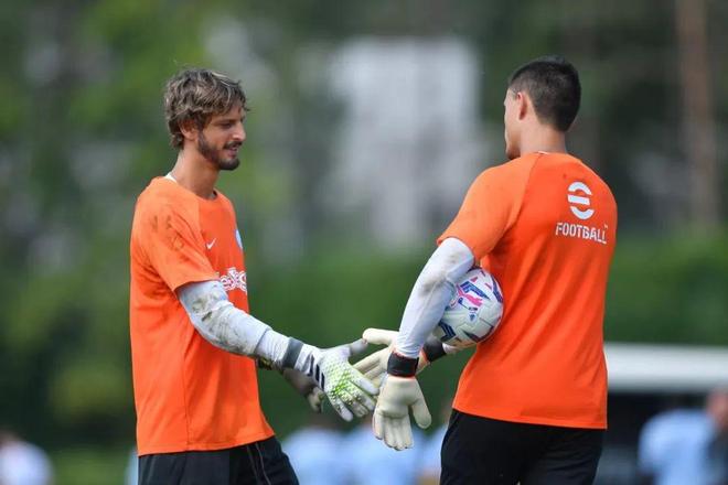 广厦男篮末节逆转战胜北京（末节发力广厦男篮逆转击败北京队）