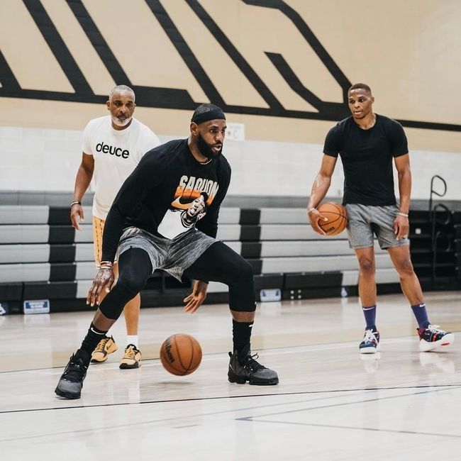 亚冠精英东亚区最新积分榜：海港继续垫底，成都跌至倒数第二（东亚区亚冠精英积分榜更新：海港仍居末位，成都降至倒数第二）