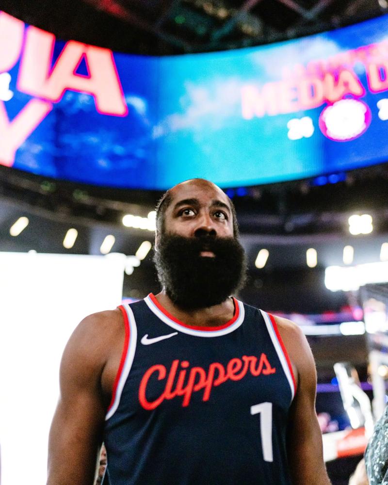 太窝囊了！贝林厄姆居莱尔拼命输出，皇马却赢不了（贝林厄姆与居莱尔火力全开，皇马仍未能取胜）