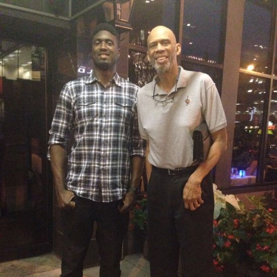 托蒂：说C罗的坏话只能说明你在嫉妒他，他和梅西的水平相当（托蒂：抨击C罗只是嫉妒，他与梅西实力不相上下）