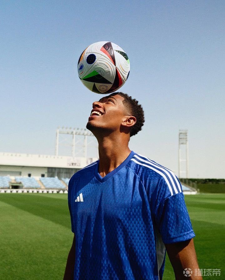 仅21场！杰伦·布朗成为队史开赛最快达成600+100+100的球员（21场达成！杰伦·布朗成队史开季最快600+100+100球员）